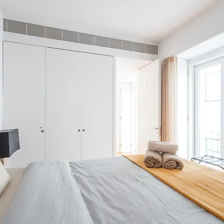 Πανσιόν Premium Flat In Baixa & Quiet 3*